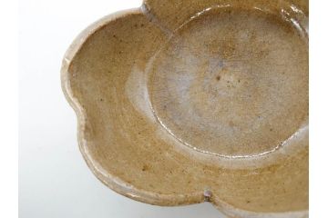 十三代 中里太郎右衛門　絵唐津　平向付　約14cm　4.6寸/黄唐津　割山椒向付　約12cm　4寸　落ち着いた味わい深い向付11客セット(花、深皿、深鉢、和皿、和食器、共箱付き、四寸六分、四寸)(R-080398)