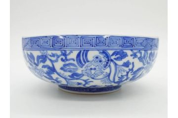 陶玉園　五助製　瀬戸焼　染付　楼閣山水図　約18cm　5.7寸　緻密に描かれたデザインが美しい鉢(風景、深皿、和皿、中皿、変形皿、深鉢、和食器、裏印、五寸七分)(R-080400)