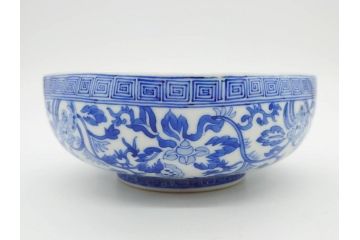 陶玉園　五助製　瀬戸焼　染付　楼閣山水図　約18cm　5.7寸　緻密に描かれたデザインが美しい鉢(風景、深皿、和皿、中皿、変形皿、深鉢、和食器、裏印、五寸七分)(R-080400)