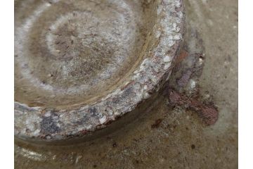 小林東五　對州窯　刷毛目(はけめ)　約20cm　6.6寸　土の温かみを感じる平皿(深皿、和皿、和食器、六寸六分、共箱付き)(R-080407)