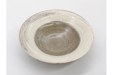 小林東五　對州窯　刷毛目(はけめ)　約21cm　6.8寸　独特の風合いが魅力の平皿(深皿、和皿、和食器、六寸八分、共箱付き)(R-080408)