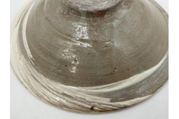 小林東五　對州窯　刷毛目(はけめ)　約21cm　6.8寸　独特の風合いが魅力の平皿(深皿、和皿、和食器、六寸八分、共箱付き)(R-080408)