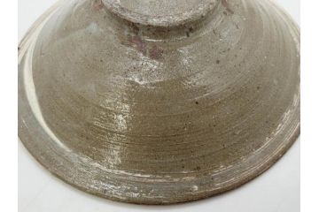 小林東五　對州窯　刷毛目(はけめ)　約21cm　6.8寸　独特の風合いが魅力の平皿(深皿、和皿、和食器、六寸八分、共箱付き)(R-080408)