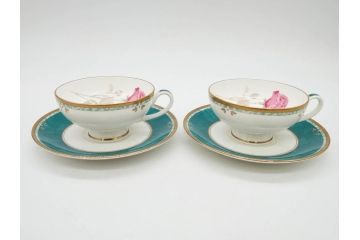 鳴海製陶　ナルミ　NARUMI　カレス(CARESS)　サンドイッチトレー　クリーマー　シュガーポット　カップ&ソーサー　プレート　優雅な寛ぎの時間を演出するナルミ洋食器10点セット(C&S、サンドウィッチトレイ、ミルクジャー、ティー、コーヒー、薔薇、バラ、碗皿、デザート皿、金彩)(R-080409)