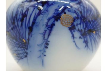 戦前　オールド香蘭社　有田焼　染付　金彩　松　落ち着いた佇まいの急須(松の実、水注、水差、水指、茶器、茶道具、煎茶道具、和食器、裏印)(R-080411)