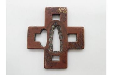 時代武具　素銅　金象嵌　十字　技巧を凝らした鍔(キリシタン、花、彫刻、刀装具、ケース付き)(R-080414)