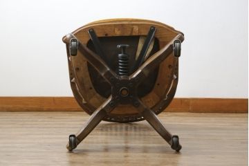 アメリカビンテージ　アメリカモデル　DREXEL HERITAGE(ドレクセルヘリテイジ)　エレガントで格調高い雰囲気漂うデスクチェア(回転チェア、回転椅子、アームチェア、イス、椅子、ヴィンテージ)(R-080416)