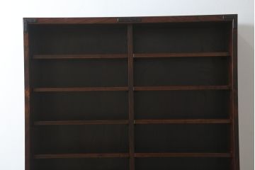 中古　美品!!　岩谷堂箪笥　漆塗り　和の情緒を感じる佇まいが魅力的な収納力抜群の水屋箪笥(食器棚、カップボード、戸棚、収納棚、キャビネット、上下バラ売り可能)(R-080417)