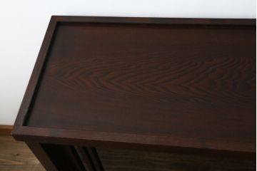 中古　美品!!　国産職人手造り　タモ材　桐(キリ)材　風雅　和洋どちらの空間にも馴染みやすい上質な作りの水屋箪笥サイドボード(収納棚、戸棚、サイドキャビネット、食器棚)(R-080419)