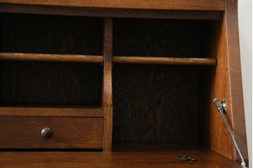 中古　美品　えぞ民芸家具製作所　インテリアえぞ(EZO)　ナラ材　グレースシリーズ　クラシカルで落ち着いた雰囲気が魅力的なライティングビューロー85　定価約236000円相当　(R-080422)