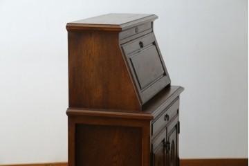 中古　美品　えぞ民芸家具製作所　インテリアえぞ(EZO)　ナラ材　グレースシリーズ　クラシカルで落ち着いた雰囲気が魅力的なライティングビューロー85　定価約236000円相当　(R-080422)