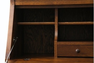 中古　美品　えぞ民芸家具製作所　インテリアえぞ(EZO)　ナラ材　グレースシリーズ　クラシカルで落ち着いた雰囲気が魅力的なライティングビューロー85　定価約236000円相当　(R-080422)