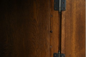 中古　美品　えぞ民芸家具製作所　インテリアえぞ(EZO)　ナラ材　グレースシリーズ　クラシカルで落ち着いた雰囲気が魅力的なライティングビューロー85　定価約236000円相当　(R-080422)