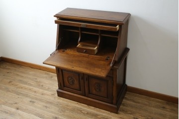 中古　美品　えぞ民芸家具製作所　インテリアえぞ(EZO)　ナラ材　グレースシリーズ　クラシカルで落ち着いた雰囲気が魅力的なライティングビューロー85　定価約236000円相当　(R-080422)