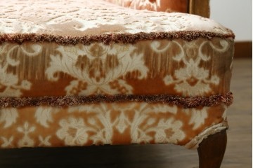 中古　maruni(マルニ木工)　優雅な佇まいが魅力的な2Pソファ　定価約30万円　(R-080423)