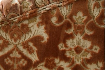 中古　maruni(マルニ木工)　優雅な佇まいが魅力的な2Pソファ　定価約30万円　(R-080423)