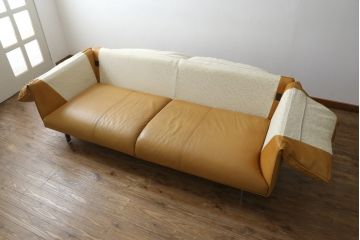 中古　展示品　美品　イタリア製　IDC大塚家具取り扱い　POLTRONA FRAU(ポルトローナ・フラウ)　Jean-Marie Massaud(ジャン・マリー・マッソー)デザイン　John-John(ジョン・ジョン)　本革(レザー)　モダンで高級感のあるおしゃれな3Pソファ(三人掛け、3人掛け)(定価約260万円)(R-080424)