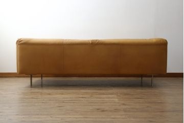 中古　展示品　美品　イタリア製　IDC大塚家具取り扱い　POLTRONA FRAU(ポルトローナ・フラウ)　Jean-Marie Massaud(ジャン・マリー・マッソー)デザイン　John-John(ジョン・ジョン)　本革(レザー)　モダンで高級感のあるおしゃれな3Pソファ(三人掛け、3人掛け)(定価約260万円)(R-080424)