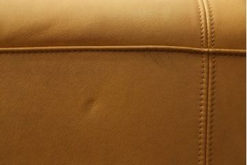 中古　展示品　美品　イタリア製　IDC大塚家具取り扱い　POLTRONA FRAU(ポルトローナ・フラウ)　Jean-Marie Massaud(ジャン・マリー・マッソー)デザイン　John-John(ジョン・ジョン)　本革(レザー)　モダンで高級感のあるおしゃれな3Pソファ(三人掛け、3人掛け)(定価約260万円)(R-080424)