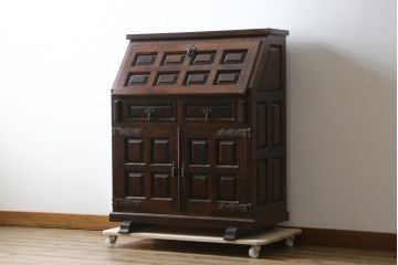 中古　美品　松本民芸家具　金具付きのデザインが目を引くクラシカルで美しいS.P型ライティングビューロー(簿記机、ワークデスク、在宅用、在宅ワーク用、サイドキャビネット)(定価約109万円)(R-080426)