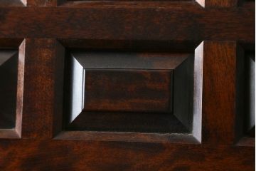 中古　美品　松本民芸家具　金具付きのデザインが目を引くクラシカルで美しいS.P型ライティングビューロー(簿記机、ワークデスク、在宅用、在宅ワーク用、サイドキャビネット)(定価約109万円)(R-080426)