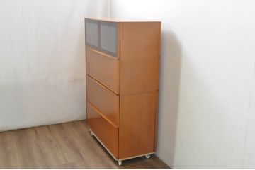 中古　美品　arflex(アルフレックス)　COMPOSER(コンポーザー)　シンプルで洗練されたデザインが魅力的なキャビネット(収納棚、戸棚、サイドボード)(定価約30万円)(R-080434)