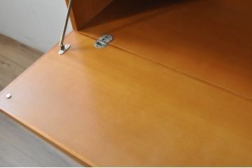 中古　美品　arflex(アルフレックス)　COMPOSER(コンポーザー)　シンプルで洗練されたデザインが魅力的なキャビネット(収納棚、戸棚、サイドボード)(定価約30万円)(R-080434)