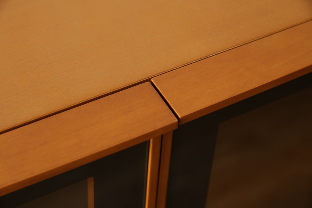 中古　美品　arflex(アルフレックス)　COMPOSER(コンポーザー)　シンプルで洗練されたデザインが魅力的なキャビネット　定価約30万円　(R-080434)