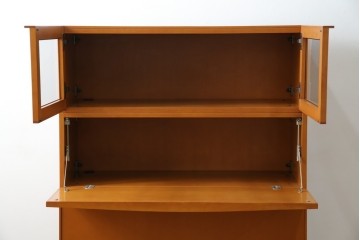 中古　美品　arflex(アルフレックス)　COMPOSER(コンポーザー)　シンプルで洗練されたデザインが魅力的なキャビネット　定価約30万円　(R-080434)