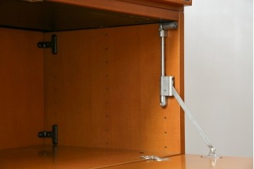 中古　美品　arflex(アルフレックス)　COMPOSER(コンポーザー)　シンプルで洗練されたデザインが魅力的なキャビネット　定価約30万円　(R-080434)