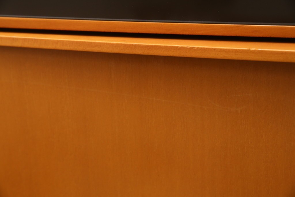 中古　美品　arflex(アルフレックス)　COMPOSER(コンポーザー)　シンプルで洗練されたデザインが魅力的なキャビネット　定価約30万円　(R-080434)