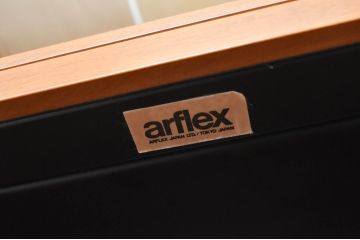 中古　美品　希少サイズ　arflex(アルフレックス)　COMPOSER(コンポーザー)　シンプルで洗練されたデザインが魅力的なキャビネット(収納棚、戸棚、飾り棚)(定価約25万円)(R-080435)