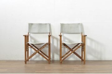 ビンテージ家具　スウェード生地　使いこまれた風合いが趣溢れる折り畳みのディレクターズチェア2脚セット(椅子、イス、アームチェア、ヴィンテージ、バラ売り可能)(R-080437)