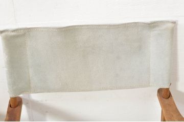 ビンテージ家具　スウェード生地　使いこまれた風合いが趣溢れる折り畳みのディレクターズチェア2脚セット(椅子、イス、アームチェア、ヴィンテージ、バラ売り可能)(R-080437)