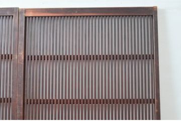 アンティーク建具　上手物!!　腰板欅(ケヤキ)材　風情のある佇まいが魅力的な格子戸2枚セット(建具、引き戸)(R-080440)