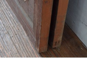 アンティーク建具　上手物!!　腰板欅(ケヤキ)材　風情のある佇まいが魅力的な格子戸2枚セット(建具、引き戸)(R-080440)