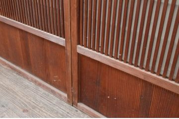 アンティーク建具　どこか懐かしい雰囲気を醸し出す裏障子付き格子戸2枚セット(引き戸、障子戸)(R-080441)
