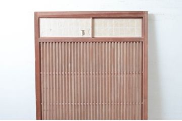 アンティーク建具　上手物!!　変わり型　小窓付きで使い勝手の良い裏障子付き格子戸1枚(引き戸、障子戸)(R-080443)