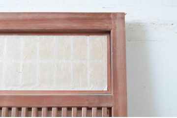 アンティーク建具　上手物!!　変わり型　小窓付きで使い勝手の良い裏障子付き格子戸1枚(引き戸、障子戸)(R-080443)