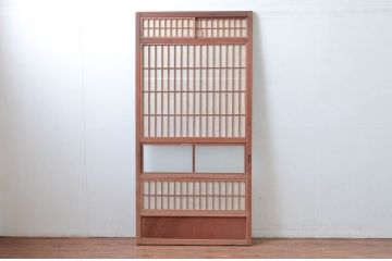 アンティーク建具　上手物!!　変わり型　小窓付きで使い勝手の良い裏障子付き格子戸1枚(引き戸、障子戸)(R-080443)