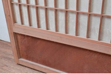アンティーク建具　上手物!!　変わり型　小窓付きで使い勝手の良い裏障子付き格子戸1枚(引き戸、障子戸)(R-080443)