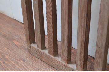アンティーク建具　和モダンな空間づくりにおすすめの荒格子戸2枚セット(引き戸)(R-080448)