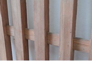 アンティーク建具　和モダンな空間づくりにおすすめの荒格子戸1枚(引き戸)(R-080449)