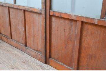 アンティーク建具　ペイント仕上げ限定　大正ロマンな雰囲気を盛り上げるガラス戸2枚セット(引き戸)(R-080454)