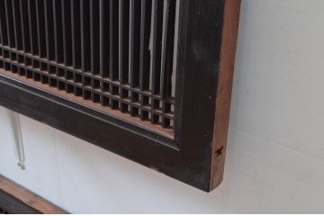 アンティーク建具　整然と並ぶ格子が目を惹く大きく立派な筬欄間2枚セット(明かり取り、明り取り、オサランマ、おさらんま、格子欄間)(R-080461)