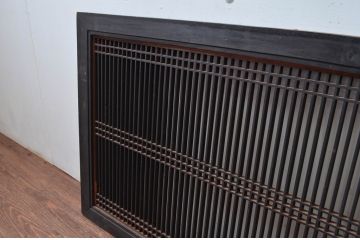 アンティーク建具　整然と並ぶ格子が目を惹く大きく立派な筬欄間2枚セット(明かり取り、明り取り、オサランマ、おさらんま、格子欄間)(R-080461)