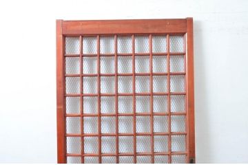 アンティーク建具　希少サイズ　上手物!!　細かな狐格子(升目格子)が魅力的な蔵戸1枚(きつね格子、マス目格子、引き戸、格子戸、玄関戸)(R-080467)
