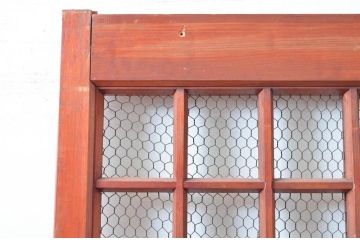 アンティーク建具　希少サイズ　上手物!!　細かな狐格子(升目格子)が魅力的な蔵戸1枚(きつね格子、マス目格子、引き戸、格子戸、玄関戸)(R-080467)