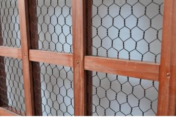 アンティーク建具　希少サイズ　上手物!!　細かな狐格子(升目格子)が魅力的な蔵戸1枚(きつね格子、マス目格子、引き戸、格子戸、玄関戸)(R-080467)