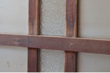 アンティーク建具　ダイヤガラス入り　大正ロマンな雰囲気を醸し出すガラス戸2枚セット(引き戸)(R-080468)